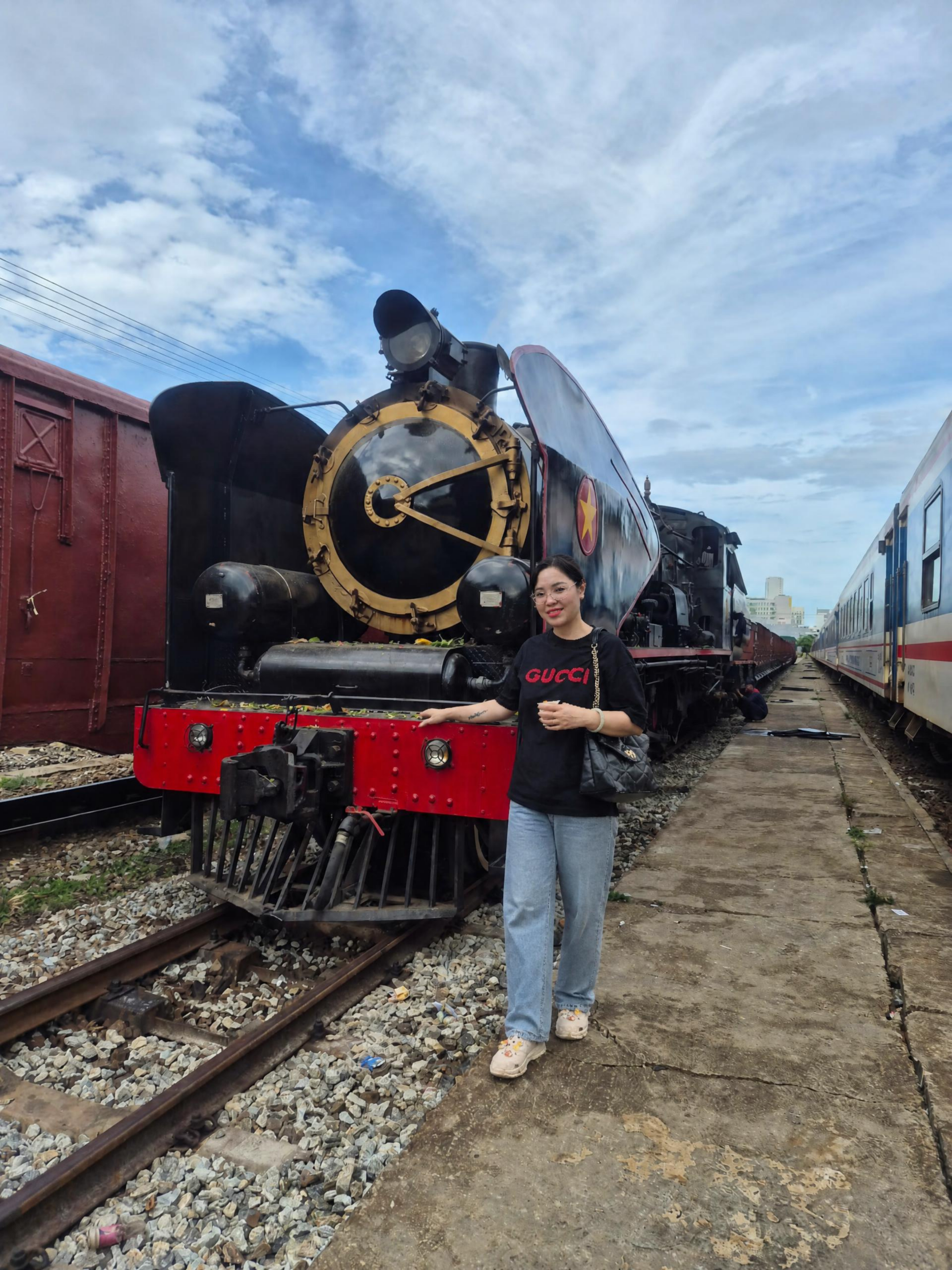 REVOLUTION EXPRESS
